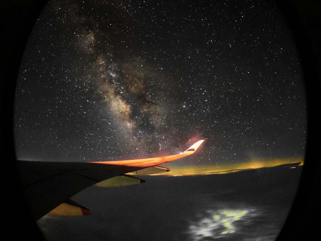 Photographing the Milky Way from 37,000 ft